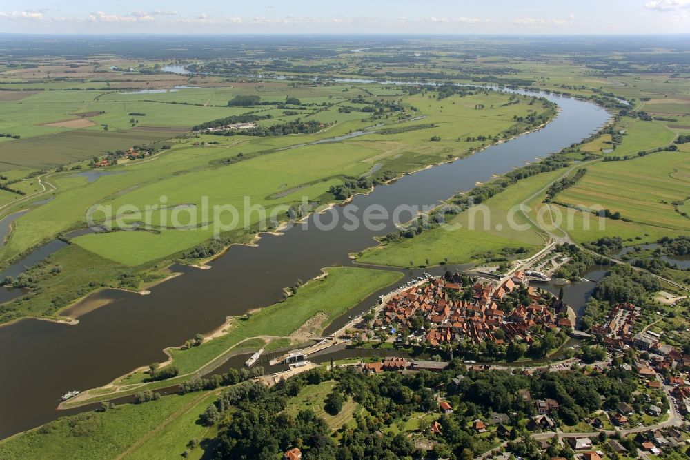 Aerial image Hitzacker - New flood defenses on the outskirts of Hitzacker on the banks of the Elbe in Lower Saxony