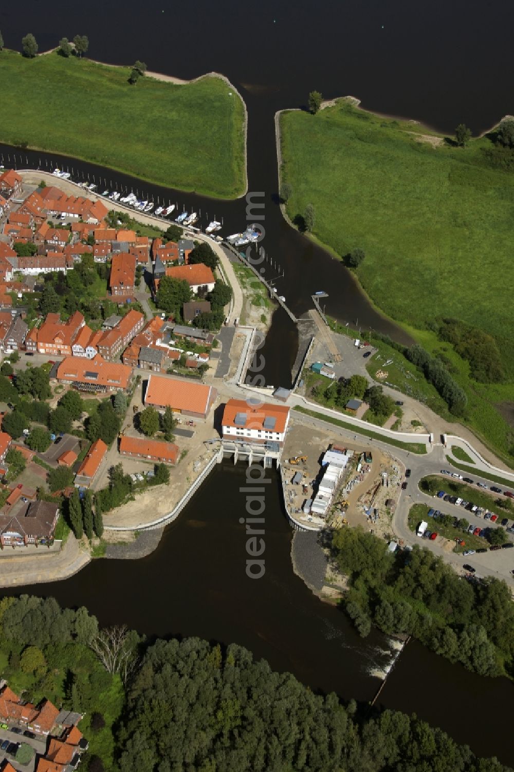 Aerial image Hitzacker - New flood defenses on the outskirts of Hitzacker on the banks of the Elbe in Lower Saxony