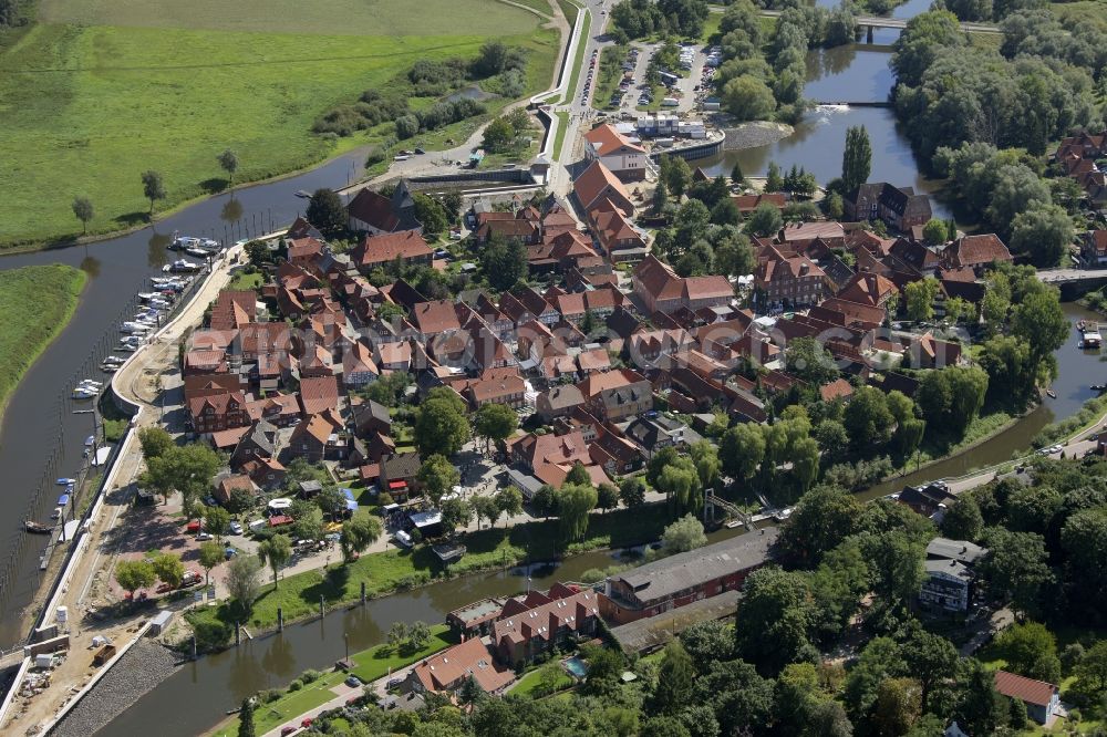 Aerial image Hitzacker - New flood defenses on the outskirts of Hitzacker on the banks of the Elbe in Lower Saxony