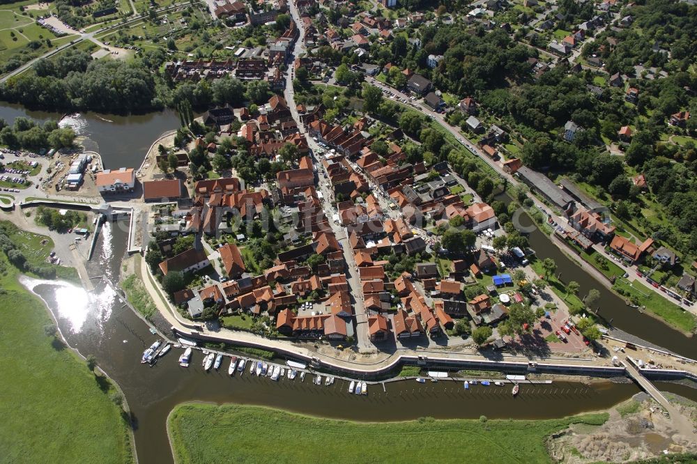 Aerial photograph Hitzacker - New flood defenses on the outskirts of Hitzacker on the banks of the Elbe in Lower Saxony