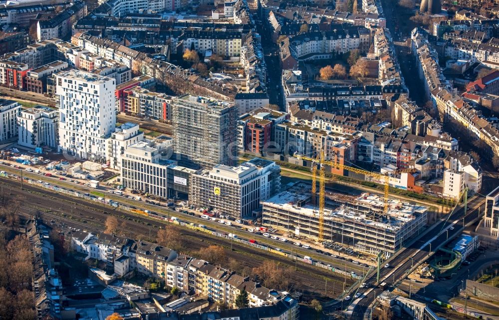 Düsseldorf from above - New City Quarters and Le Quartier Central in Duesseldorf in the state of North Rhine-Westphalia. The former railway and commercial area is being redeveloped and new residential buildings and parks are being created along Toulouser Allee