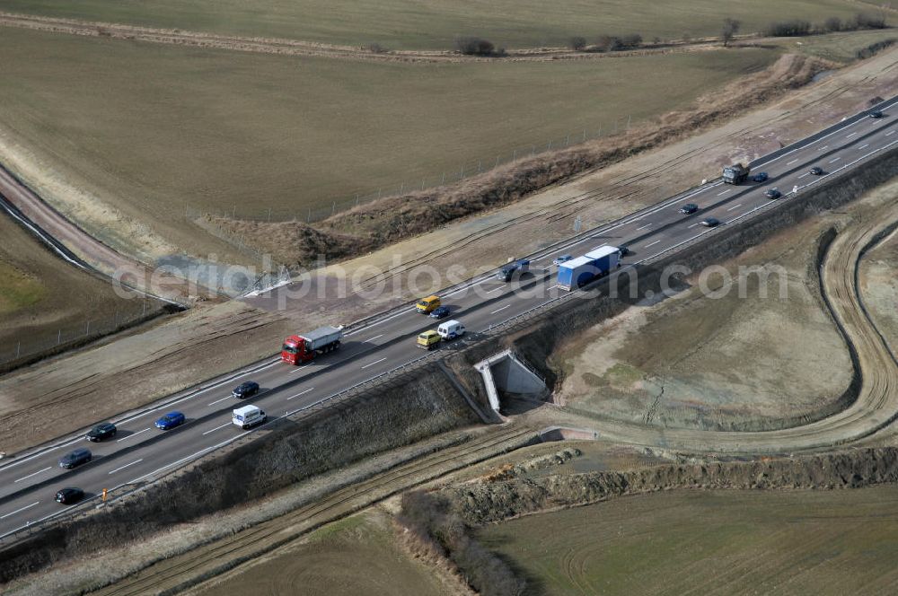 Hastrungsfeld from above - Blick auf den neuen E40 / A4 - Autobahnverlauf in Thüringen nach der teilweisen Verkehrsfreigabe. Durchgeführt werden die im Zuge dieses Projektes notwendigen Arbeiten unter an derem von EUROVIA Verkehrsbau Union sowie der Niederlassungen Abbruch und Erdbau, Betonstraßenbau, Ingenieurbau und TECO Schallschutz der EUROVIA Beton sowie der DEGES. View of the new A4 motorway course E40 / A4 in thuringia.