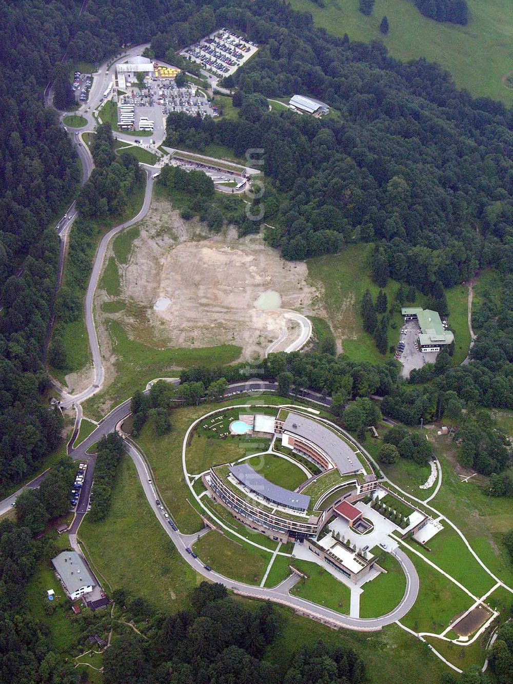 Berchtesgaden from the bird's eye view: Blick auf das neuerbaute InterContinental Hotel auf dem Obersalzberg 4km von Berchtesgaden entfernt.