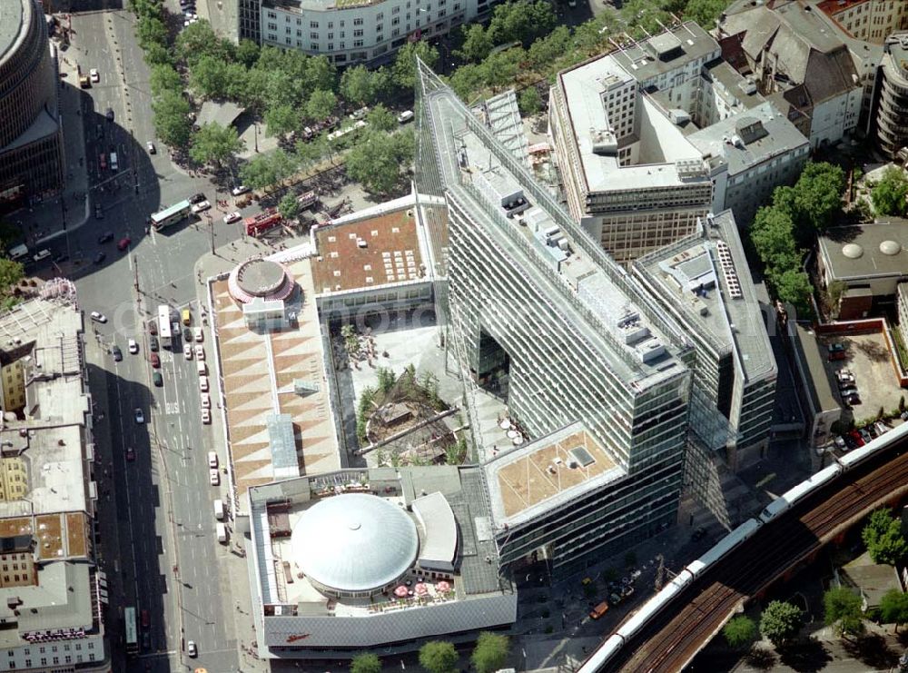 Berlin - Charlottenburg from above - Neuerbautes Kranzlereck am Berliner Kurfürstendamm in Berlin - Charlottenburg.