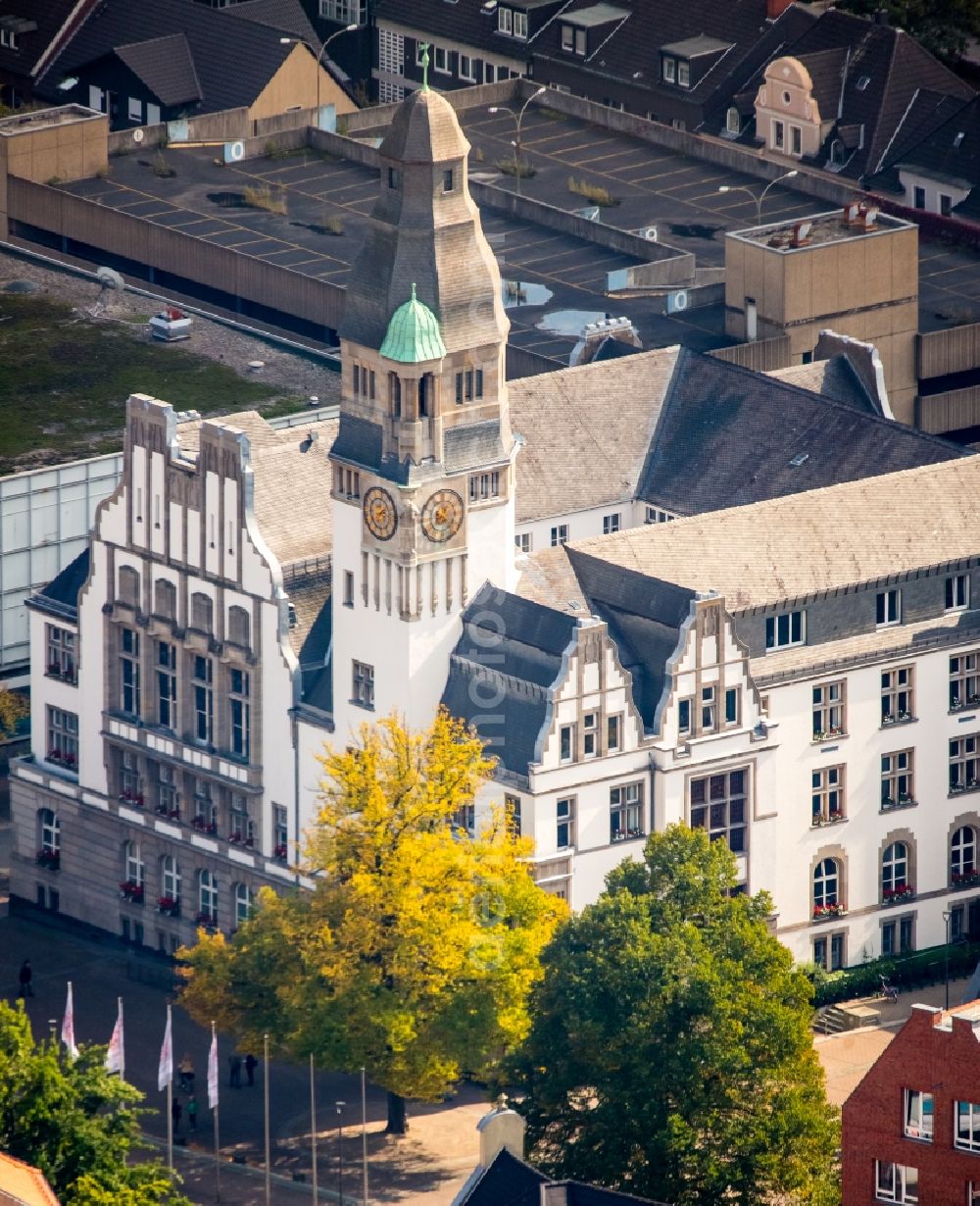 Gladbeck from the bird's eye view: View of the new and the old townhall in Gladbeck in the state of North Rhine-Westphalia