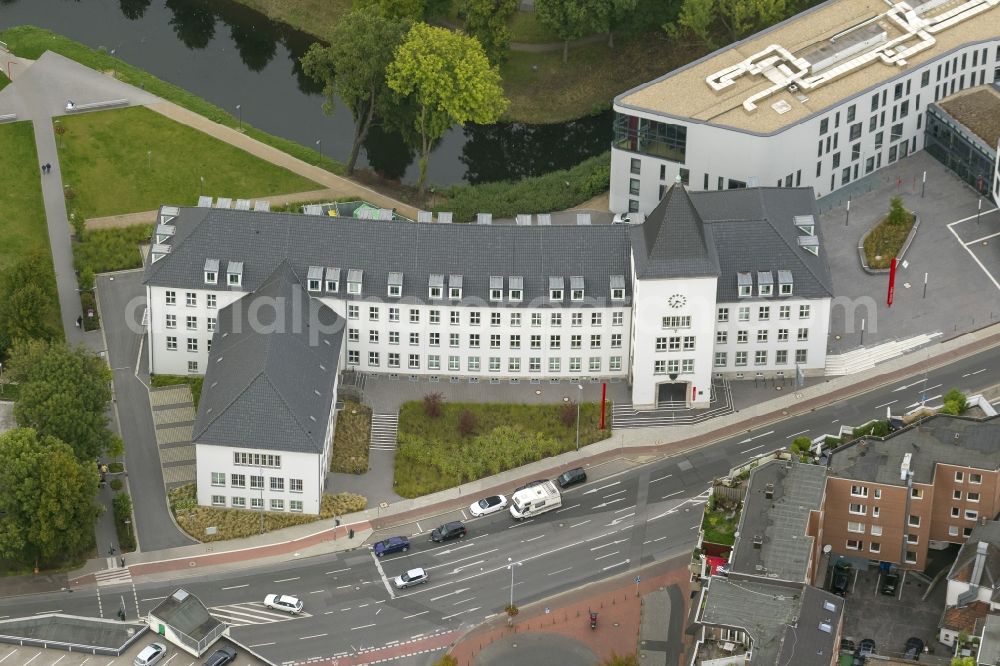 Aerial image Moers - Old and new town hall in Moers at the Lower Rhine in Ruhr area in North Rhine-Westphalia