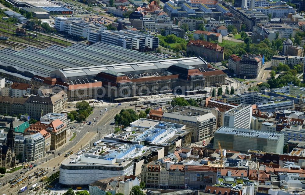 Aerial photograph Leipzig - View of the shopping center Hoefe am Bruehl in Leipzig in Saxony