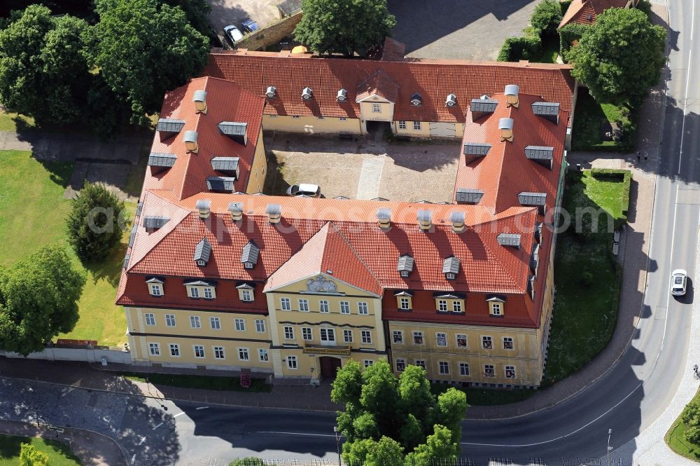 Aerial image Arnstadt - In the castle road from Arnstadt in Thuringia is the New Palace. The castle was built in the Baroque style in the 18th century. The double palace in the form of a three-wing building was once the home and representative meeting of the Prince and was later widow seat. Today in the building, the Palace Museum is housed. Part of the exhibition is the puppet-show-Mon plaisir-. Part of the exhibition space is devoted to the church musician Johann Sebastian Bach and his work in Arnstadt