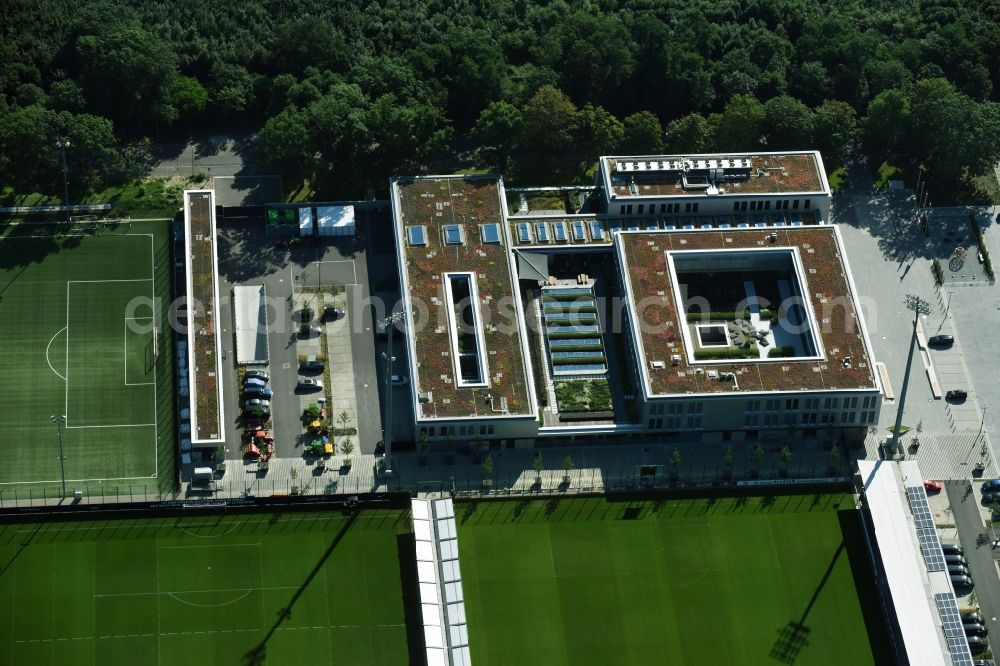 Aerial photograph Leipzig - New training centre of the RB Leipzig ( RasenBallsport Leipzig e. V. ) at the Elsterbecken in the district Altlindenau in Leipzig in the state Saxony