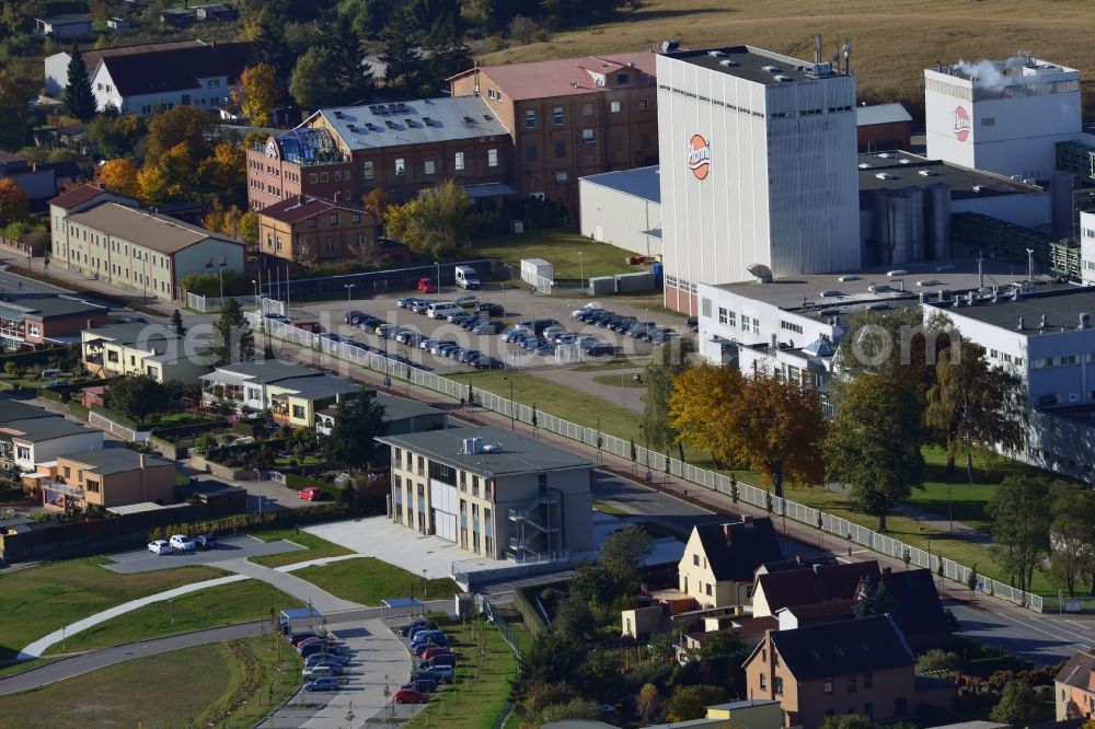 Aerial image Stavenhagen - View at the new built main administration of the Wasser Zweckverband Malchin Stavenhagen at Schultetusstraße in Stavenhagen in the federal state Mecklenburg-Vorpommern. The WasserZweckverband Malchin Stavenhagen consists of 20 member communities. The architecture office Anke Diesterheft was responsible for the new building