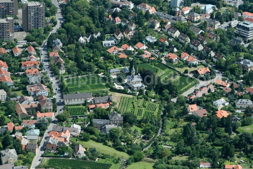 Haardt from the bird's eye view: The vineyard Ville Niederberger in Neustadt an der Weinstraße OT Haardt in the state of Rhineland-Palatinate