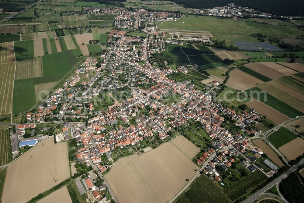 Lachen-Speyerdorf from above - Neustadt an der Weinstraße OT Lachen-Speyerdorf in the state of Rhineland-Palatinate