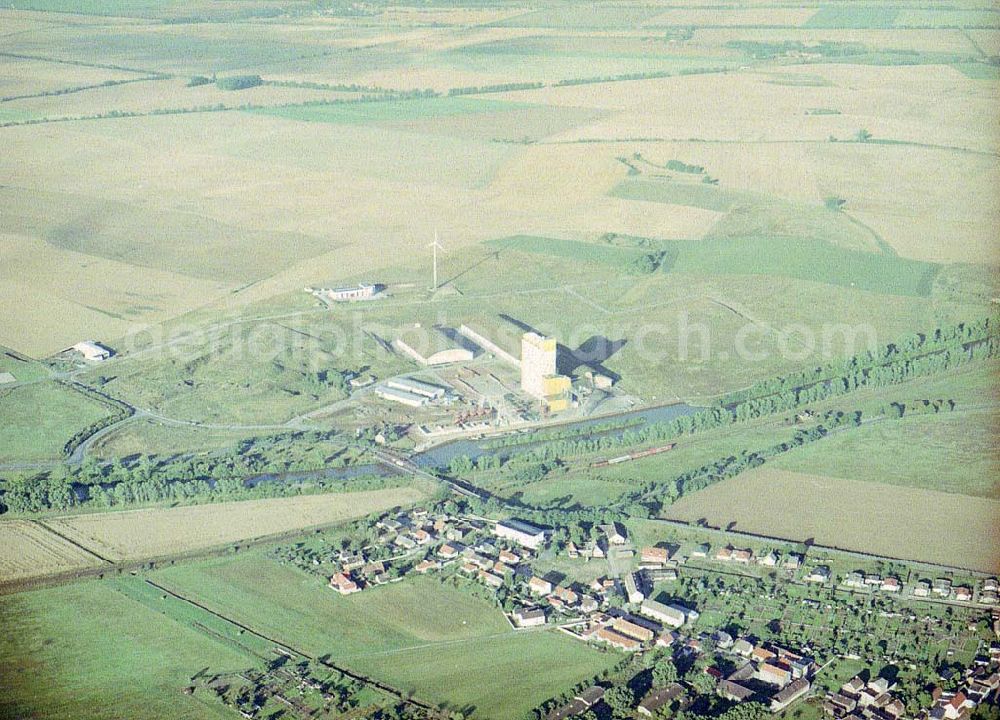 Aerial photograph nördlich von Magdeburg / SA - Niederlassung der Magdeburger Getreide GmbH nordwestlich von Magdeburg