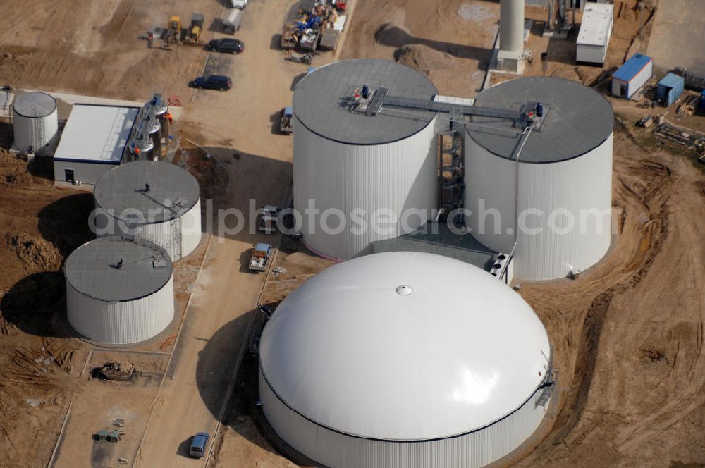 Malchin from above - Blick auf die Niederlassung der SecAnim GmbH der SARIA Bio-Industries AG & Co. KG in Malchin. SARIA ist ein Unternehmen, das sich überwiegend mit der Verwertung und Entsorgung von tierischen Reststoffen beschäftigt. SecAnim GmbH ist die neu gegründete Tochterfirma der SARIA Bio-Industries AG & Co. KG. Kontakt: SecAnim GmbH, Niederlassung Malchin, An der Landwehr, 17139 Malchin, Tel.: 03994/2096-0, E-Mail: kontakt@saria.de,