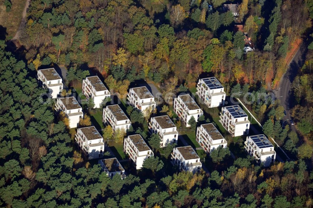 Berlin OT Dahlem from the bird's eye view: View of the low-energy housing estate Zehlendorf in the district of Dahlem in Berlin