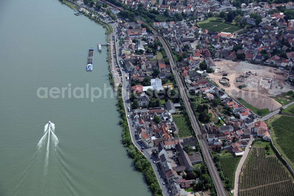 Nierstein from above - Nierstein is a municipality in the district Mainz-Bingen, in Rhineland-Palatinate