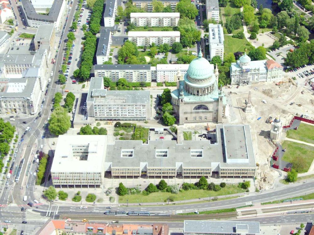 Potsdam / BRB from the bird's eye view: Blick auf die Nikolaikirche mit den Umbauarbeiten entlang der Straße Lange Brücke in Potsdam. Mit im Bild ist die FH Potsdam.