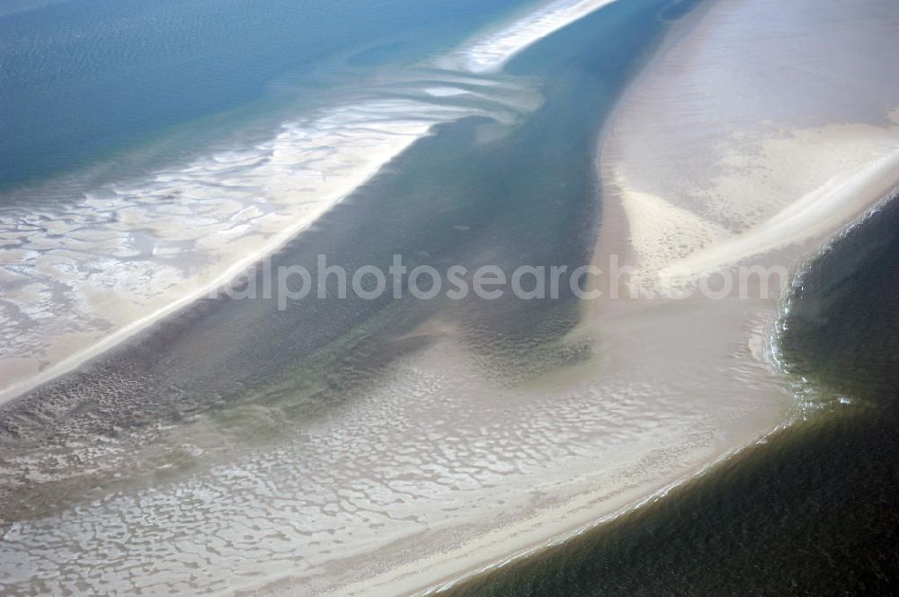 Aerial image Hallig Süderoog - Blick auf das nordfriesische Wattenmeer bei der Hallig Süderoog vor der Westküste von Schleswig-Holstein.