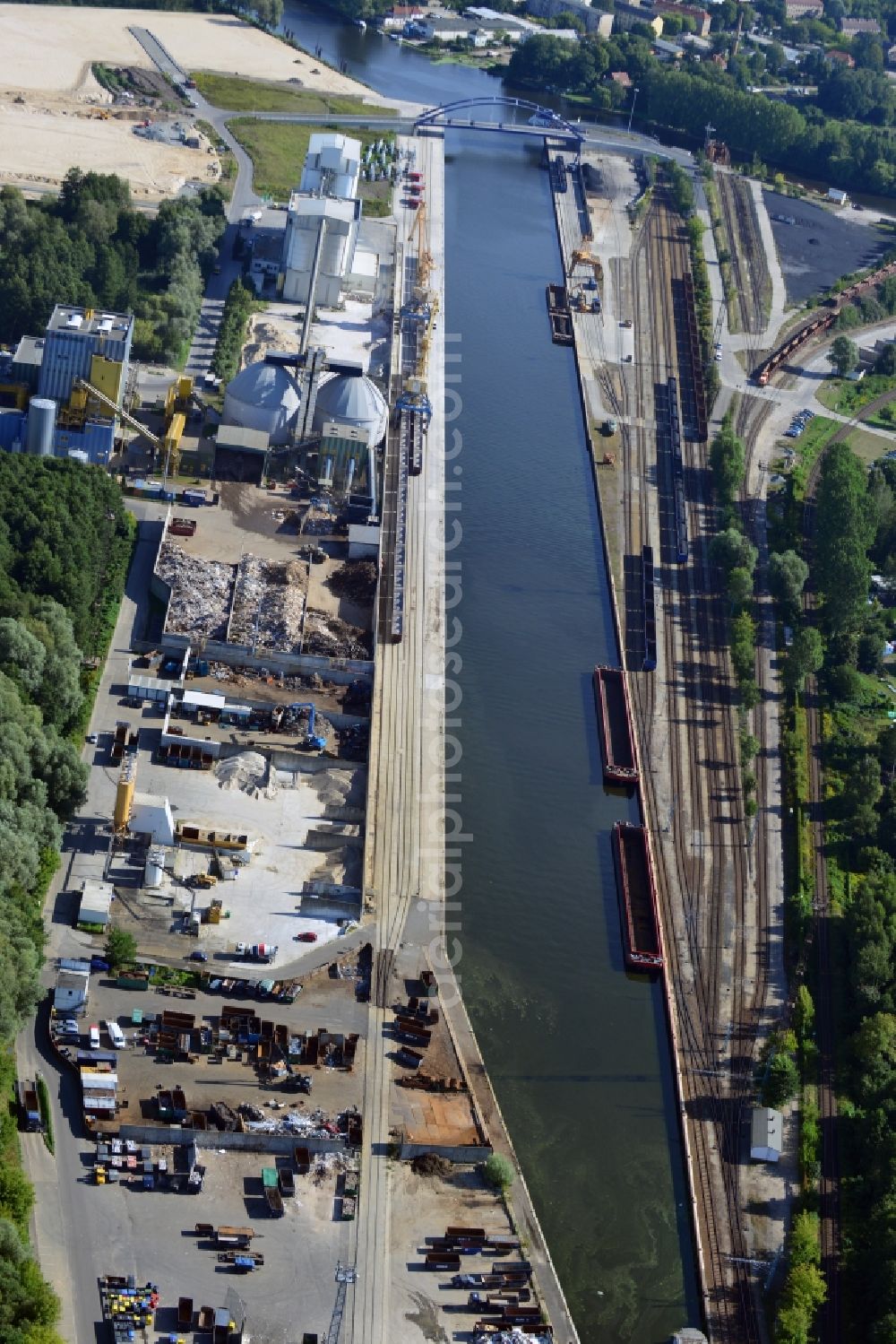 Königs Wusterhausen from above - View at the North harbor at Nottekanal in Königs Wusterhausen in the federal state of Brandenburg. The North Harbour is connected to rail, road and water and it is the central industrial location in the harbor area of Königs Wusterhausen. It is operated by the LUTRA Ltd