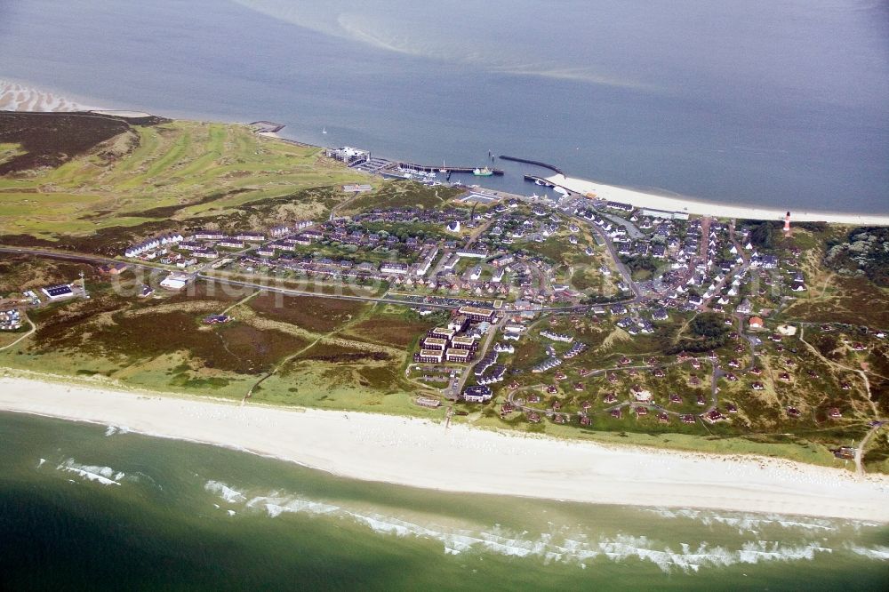 Aerial photograph Hörnum/Sylt - Hörnum (Sylt) in Schleswig-Holstein is located in the municipal district of North Friesland. It lies at the tip of the southern island of Sylt Nehrungshakens the island. The congregation belongs to the office landscape Hörnum Sylt