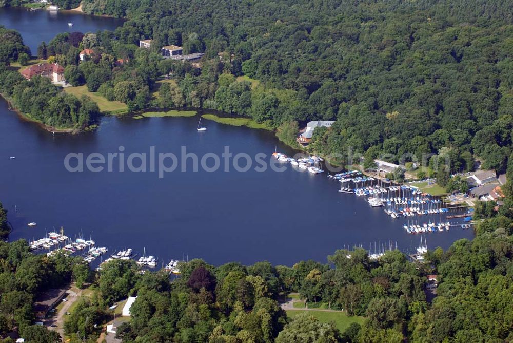 Aerial image Berlin - Blick auf die Nordspitze des Tegeler See mit dem Yachthafen desTegeler Segel-Club e.V. am Schwarzer Weg 27 in 13505 Berlin,Tel.: + 49 (0) 30 / 433 98 35, E-mail: info@tegeler-segel-club.de, Achim Walder: