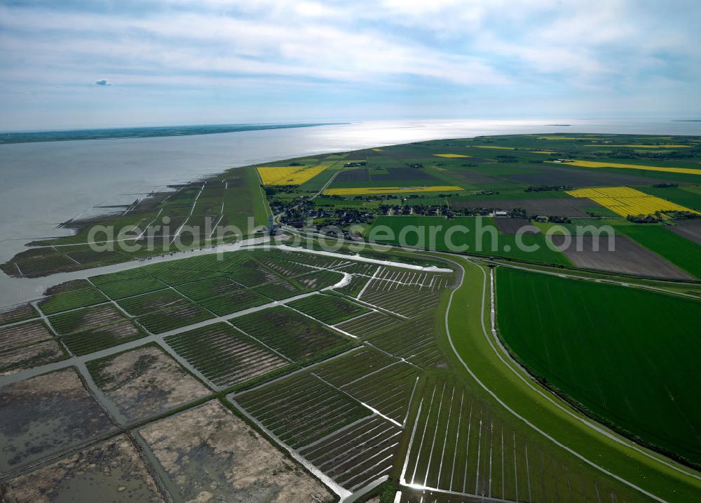 Aerial image Nordstrand - Nordstrand is a peninsula and former island in North Frisia on the North Sea coast. It is part of the Nordfriesland district in the federal state of Schleswig-Holstein