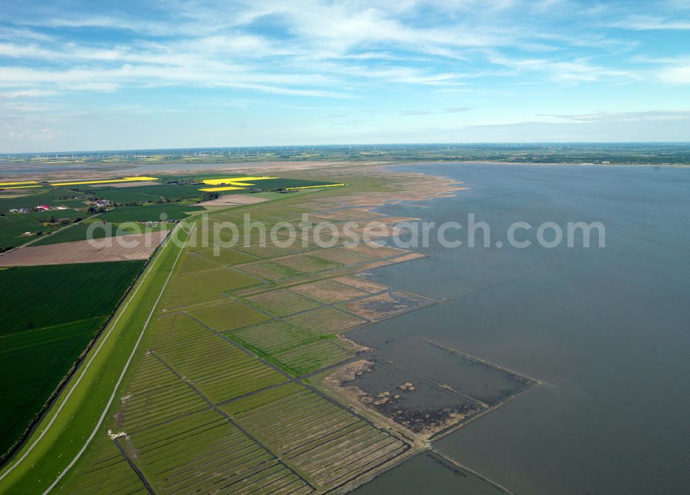 Aerial photograph Nordstrand - Nordstrand is a peninsula and former island in North Frisia on the North Sea coast. It is part of the Nordfriesland district in the federal state of Schleswig-Holstein