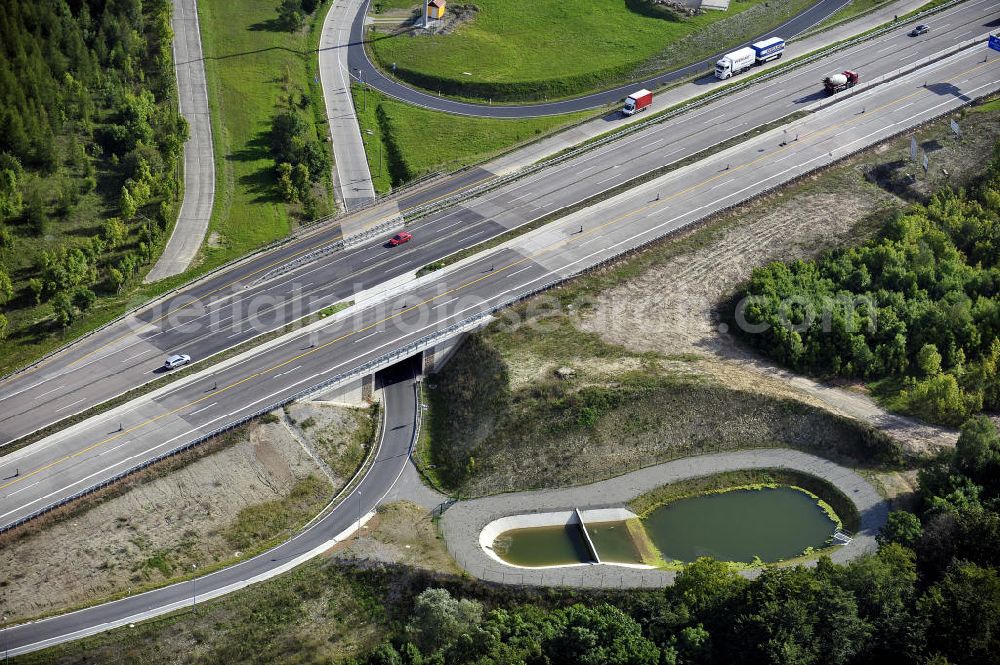 Eisenach from above - Blick auf den Verlauf des Projekt Nordverlegung / Umfahrung Hörselberge der Autobahn E40 / A4 in Thüringen bei Eisenach. Durchgeführt werden die im Zuge dieses Projektes notwendigen Arbeiten unter an derem von den Mitarbeitern der Niederlassung Weimar der EUROVIA Verkehrsbau Union sowie der Niederlassungen Abbruch und Erdbau, Betonstraßenbau, Ingenieurbau und TECO Schallschutz der EUROVIA Beton sowie der DEGES.