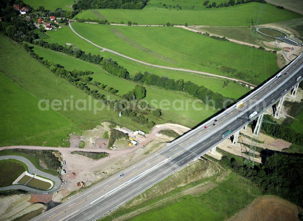 Eisenach from above - Blick auf den Verlauf des Projekt Nordverlegung / Umfahrung Hörselberge der Autobahn E40 / A4 in Thüringen bei Eisenach. Durchgeführt werden die im Zuge dieses Projektes notwendigen Arbeiten unter an derem von den Mitarbeitern der Niederlassung Weimar der EUROVIA Verkehrsbau Union sowie der Niederlassungen Abbruch und Erdbau, Betonstraßenbau, Ingenieurbau und TECO Schallschutz der EUROVIA Beton sowie der DEGES.