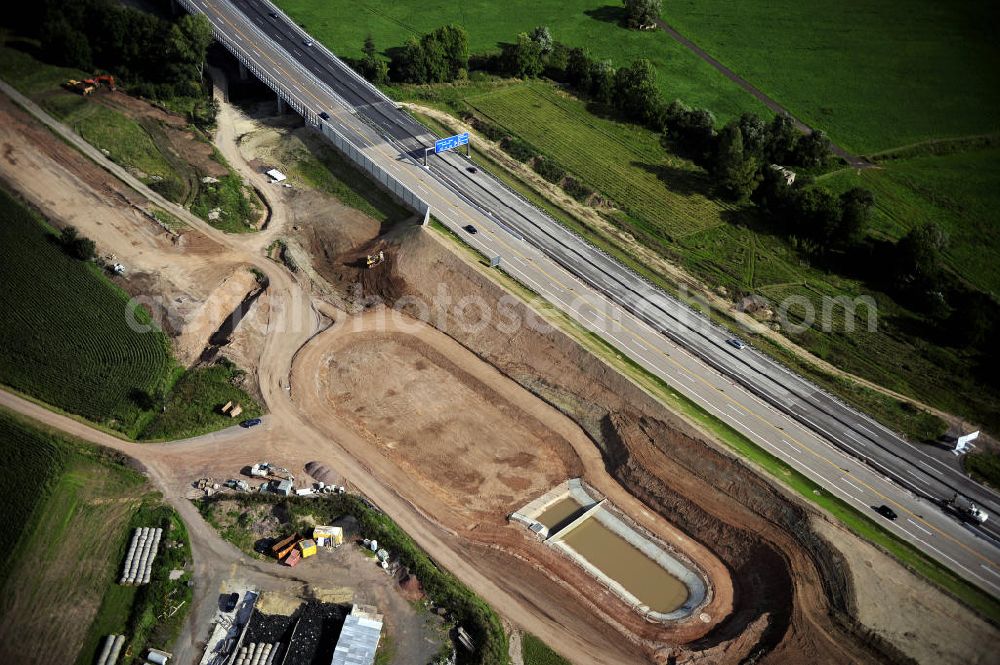 Aerial image Eisenach - Blick auf den Verlauf des Projekt Nordverlegung / Umfahrung Hörselberge der Autobahn E40 / A4 in Thüringen bei Eisenach. Durchgeführt werden die im Zuge dieses Projektes notwendigen Arbeiten unter an derem von den Mitarbeitern der Niederlassung Weimar der EUROVIA Verkehrsbau Union sowie der Niederlassungen Abbruch und Erdbau, Betonstraßenbau, Ingenieurbau und TECO Schallschutz der EUROVIA Beton sowie der DEGES.