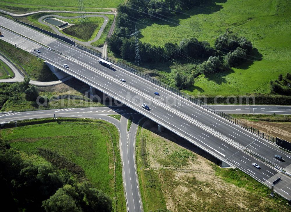 Aerial image Eisenach - Blick auf den Verlauf des Projekt Nordverlegung / Umfahrung Hörselberge der Autobahn E40 / A4 in Thüringen bei Eisenach. Durchgeführt werden die im Zuge dieses Projektes notwendigen Arbeiten unter an derem von den Mitarbeitern der Niederlassung Weimar der EUROVIA Verkehrsbau Union sowie der Niederlassungen Abbruch und Erdbau, Betonstraßenbau, Ingenieurbau und TECO Schallschutz der EUROVIA Beton sowie der DEGES.