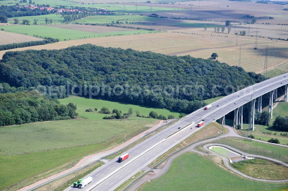 Ettenhausen from the bird's eye view: Die Nessetalbrücke mit einer Länge von 380 Meter. Die Brücke wurde im Zuge des Projekt Nordverlegung / Umfahrung Hörselberge der Autobahn E40 / A4 in Thüringen bei Eisenach erbaut. Durchgeführt wurden die notwendigen Arbeiten unter an derem von den Mitarbeitern der Niederlassung Weimar der EUROVIA Verkehrsbau Union sowie der Niederlassungen Abbruch und Erdbau, Betonstraßenbau, Ingenieurbau und TECO Schallschutz der EUROVIA Beton sowie der DEGES. The bridge was built during the construction of the new bypass system.