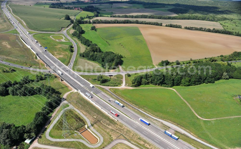 Aerial photograph Großenlupnitz - Die Böbertalbrücke mit einer Länge von 370 Meter. Die Brücke wurde im Zuge des Projekt Nordverlegung / Umfahrung Hörselberge der Autobahn E40 / A4 in Thüringen bei Eisenach erbaut. Durchgeführt wurden die notwendigen Arbeiten unter an derem von den Mitarbeitern der Niederlassung Weimar der EUROVIA Verkehrsbau Union sowie der Niederlassungen Abbruch und Erdbau, Betonstraßenbau, Ingenieurbau und TECO Schallschutz der EUROVIA Beton sowie der DEGES. The bridge was built during the construction of the new bypass system.