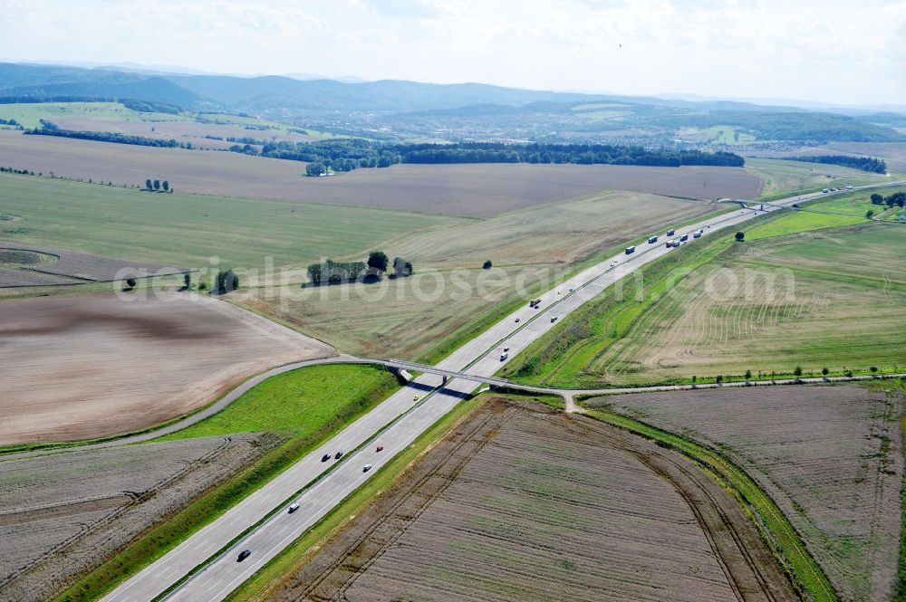 Aerial photograph Neukirchen - Neuer A4 Autobahnabschnitt, erbaut im Zuge des Projekt Nordverlegung / Umfahrung Hörselberge der Autobahn E40 / A4 in Thüringen bei Eisenach. Durchgeführt wurden die notwendigen Arbeiten unter an derem von den Mitarbeitern der Niederlassung Weimar der EUROVIA Verkehrsbau Union sowie der Niederlassungen Abbruch und Erdbau, Betonstraßenbau, Ingenieurbau und TECO Schallschutz der EUROVIA Beton sowie der DEGES. Construction of new bypass system.