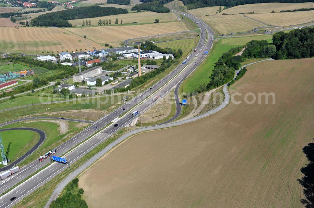 Eisenach from above - Neuer A4 Autobahnabschnitt, erbaut im Zuge des Projekt Nordverlegung / Umfahrung Hörselberge der Autobahn E40 / A4 in Thüringen bei Eisenach. Durchgeführt wurden die notwendigen Arbeiten unter an derem von den Mitarbeitern der Niederlassung Weimar der EUROVIA Verkehrsbau Union sowie der Niederlassungen Abbruch und Erdbau, Betonstraßenbau, Ingenieurbau und TECO Schallschutz der EUROVIA Beton sowie der DEGES. Construction of new bypass system.