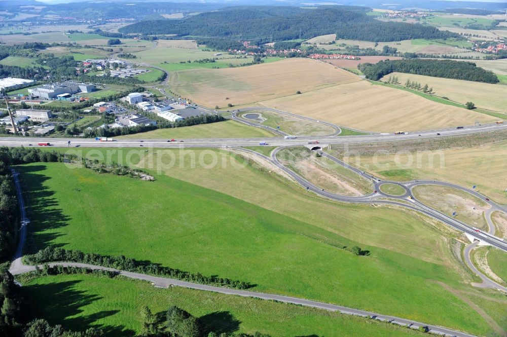 Aerial photograph Eisenach - Neuer A4 Autobahnabschnitt, erbaut im Zuge des Projekt Nordverlegung / Umfahrung Hörselberge der Autobahn E40 / A4 in Thüringen bei Eisenach. Durchgeführt wurden die notwendigen Arbeiten unter an derem von den Mitarbeitern der Niederlassung Weimar der EUROVIA Verkehrsbau Union sowie der Niederlassungen Abbruch und Erdbau, Betonstraßenbau, Ingenieurbau und TECO Schallschutz der EUROVIA Beton sowie der DEGES. Construction of new bypass system.