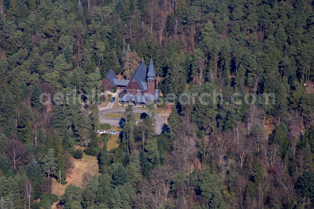 Stahnsdorf from the bird's eye view: Norwegian Woodchapel on the Southwest churchyard in Stahnsdorf in the state of Brandenburg