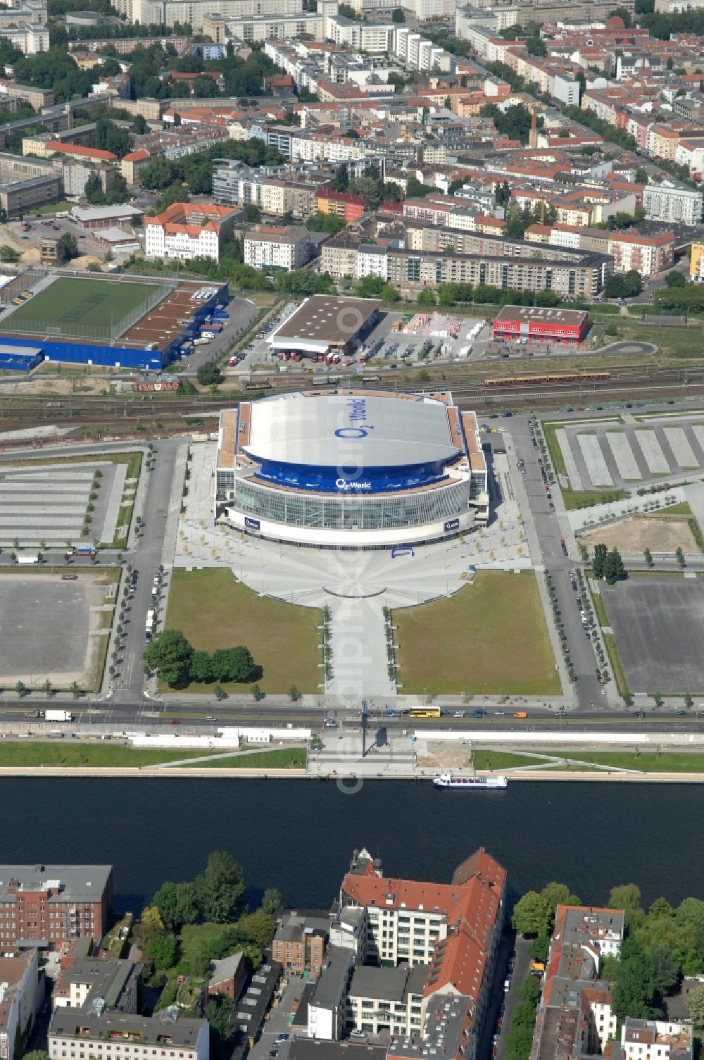 Aerial photograph Berlin - View of the O2 World Arena in Berlin Friedrichshain