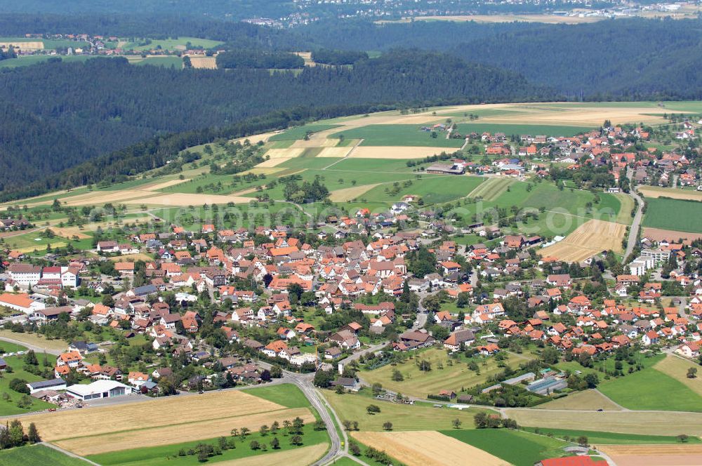 Oberhaugstett from above - Blick auf Oberhaugstett. Oberhaugstett gehört als Teilort zu der Gemeinde Neubulach.