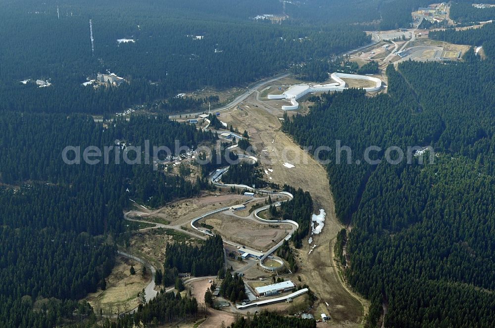 Oberhof from the bird's eye view: View Oberhofer ski track with the newly built ski resort. This from the German Ski Federation initiated sports facility is unique in Europe