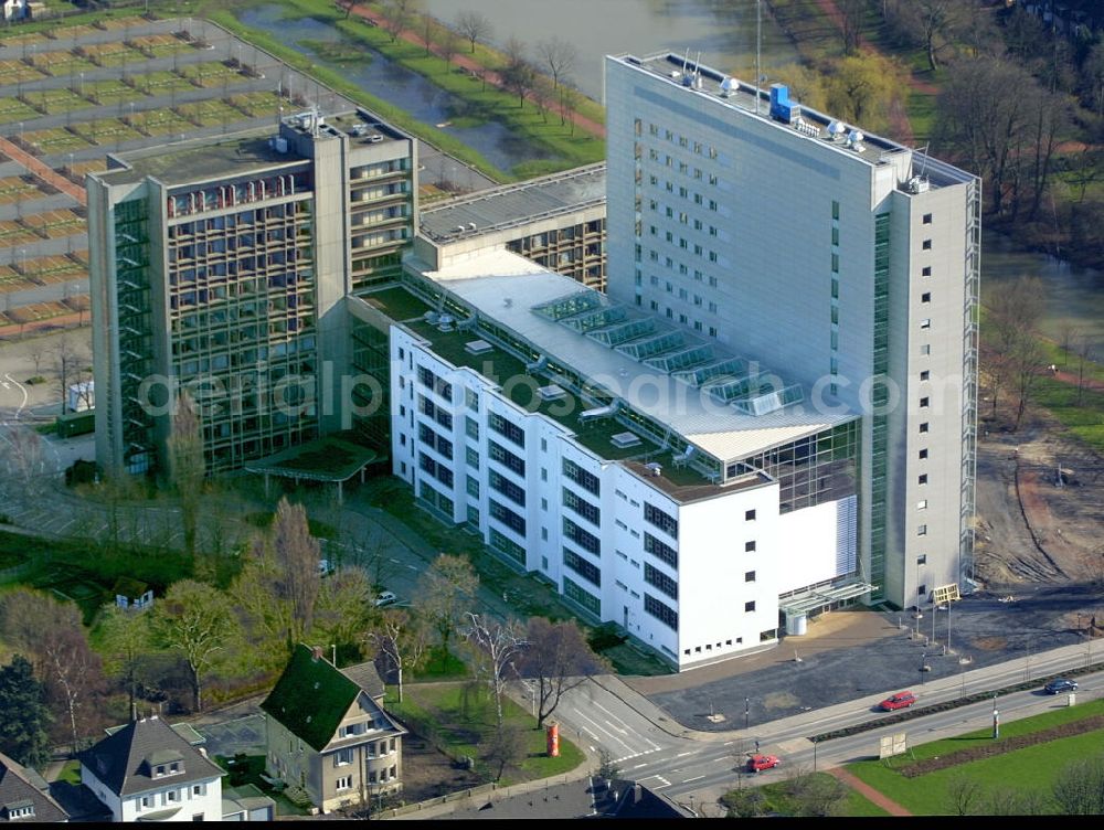 Aerial image Hamm - Das Gebäude des Oberlandesgerichts ( OLG ) Hamm an der Heßlerstraße. Das Hochhaus wurde 1959 errichtet und ist Sitz des größten Oberlandesgerichts Deutschlands. The building of the Higher Regional Court (OLG) Hamm at the Hessler Street.