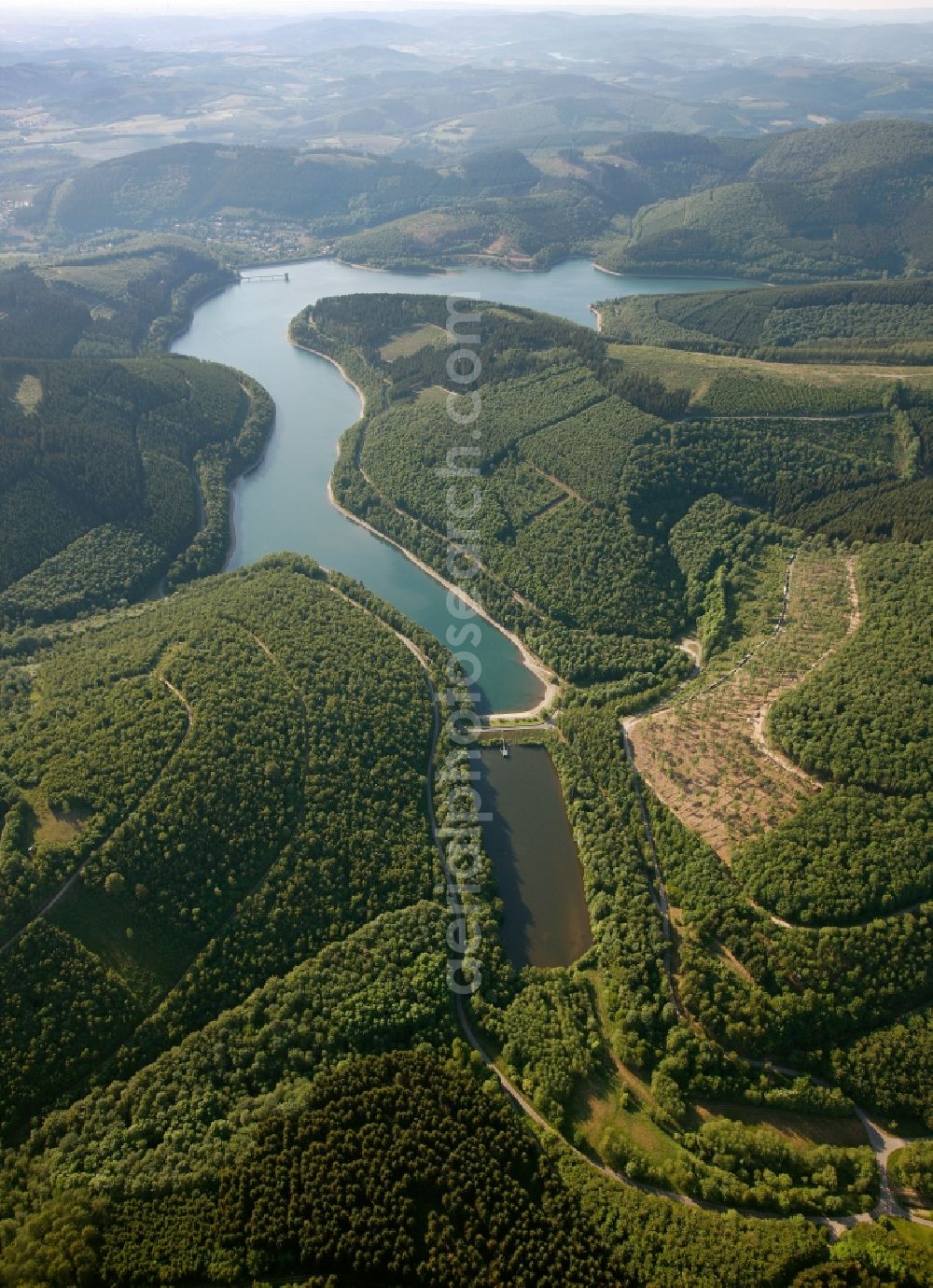 Dorsten from the bird's eye view: View of the barrier lake Obernau in Netphen in the state of North Rhine-Westphalia