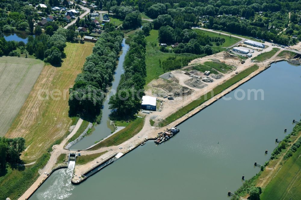 Aerial photograph Elbe-Parey - Zerben headwater weir at the sluice along the Elbe-Havel-Canel in the state Saxony-Anhalt