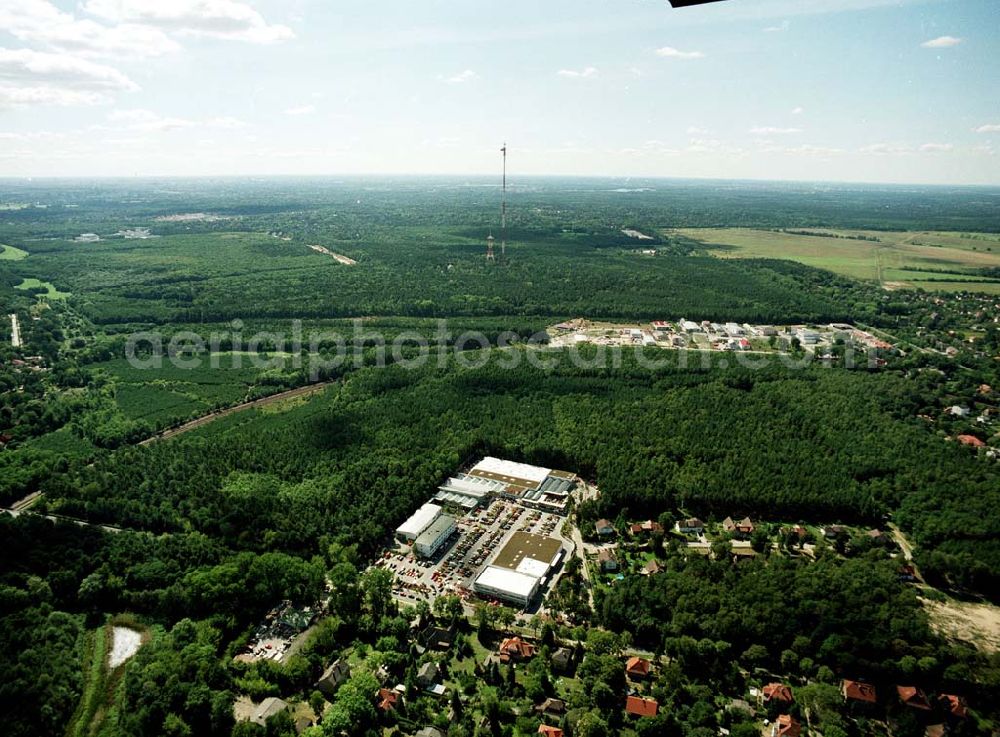 Aerial image Hohen - Neuendorf / BRB - OBI - Baumarkt an der Schönfließer Straße 25i in 16540 Hohen Neuendorf / BRB.