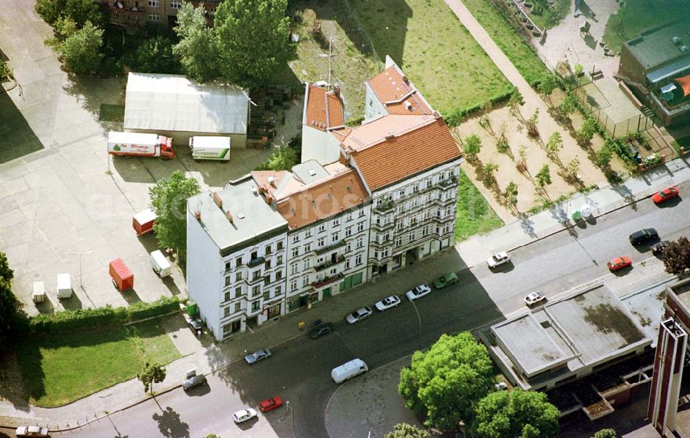 Aerial image Berlin - Kreuzberg - Objekt der Fa. PUK-Foto in der Markgrafenstraße 86 in 10969 Berlin. Tel.: 030,2510272 Fax.: 030, 2510292