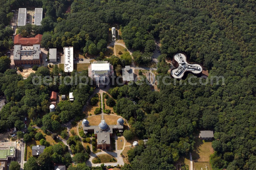 Aerial photograph Potsdam - Observatory and Planetariumskuppel- constructional building complex of the Institute of Potsdam-Institut fuer Klimafolgenforschung on Telegrafenberg in the district Potsdam Sued in Potsdam in the state Brandenburg