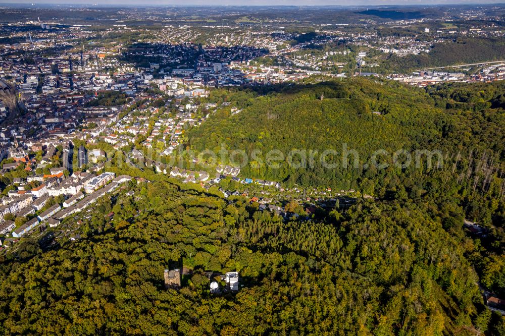 Aerial photograph Hagen - Observatory and planetarium domed building complex of buildings of the national observatory Hagen in the Eugene's Richter observation tower in Hagen in the federal state North Rhine-Westphalia