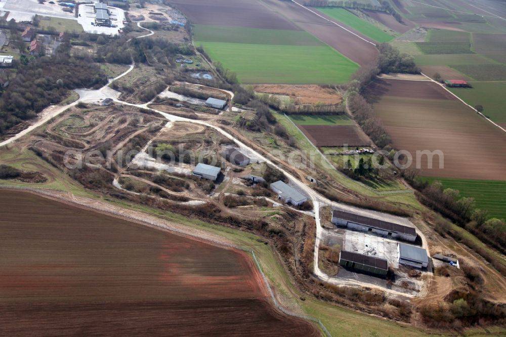 Aerial image Nierstein - Offroad track beside the former military barracks US Army Anderson Barracks Dexheim in Nierstein in the state Rhineland-Palatinate