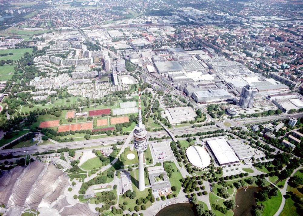 Aerial image München - Olympiagelände mit dem ehem. Olympischen Dorf am Fernsehturm in München.