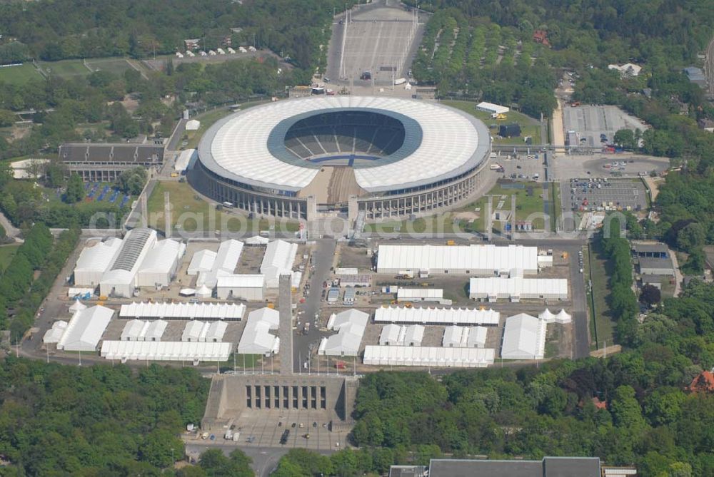 Berlin from above - Deutschlands größte Zeltstadt entsteht wenige Tage vor der Fußballweltmeisterschaft 2006 am Berliner Olympiastadion